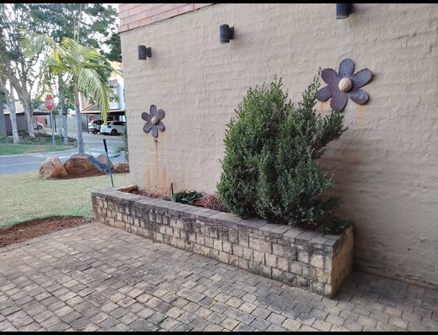 3 BEDROOM TOWNHOUSE FOR SALE IN WATERVAL EAST
